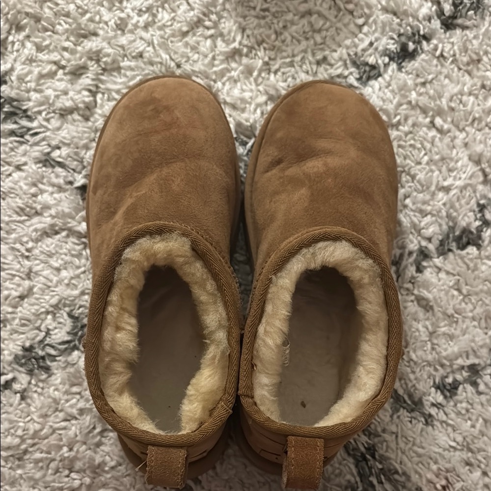 UGG ultra mini